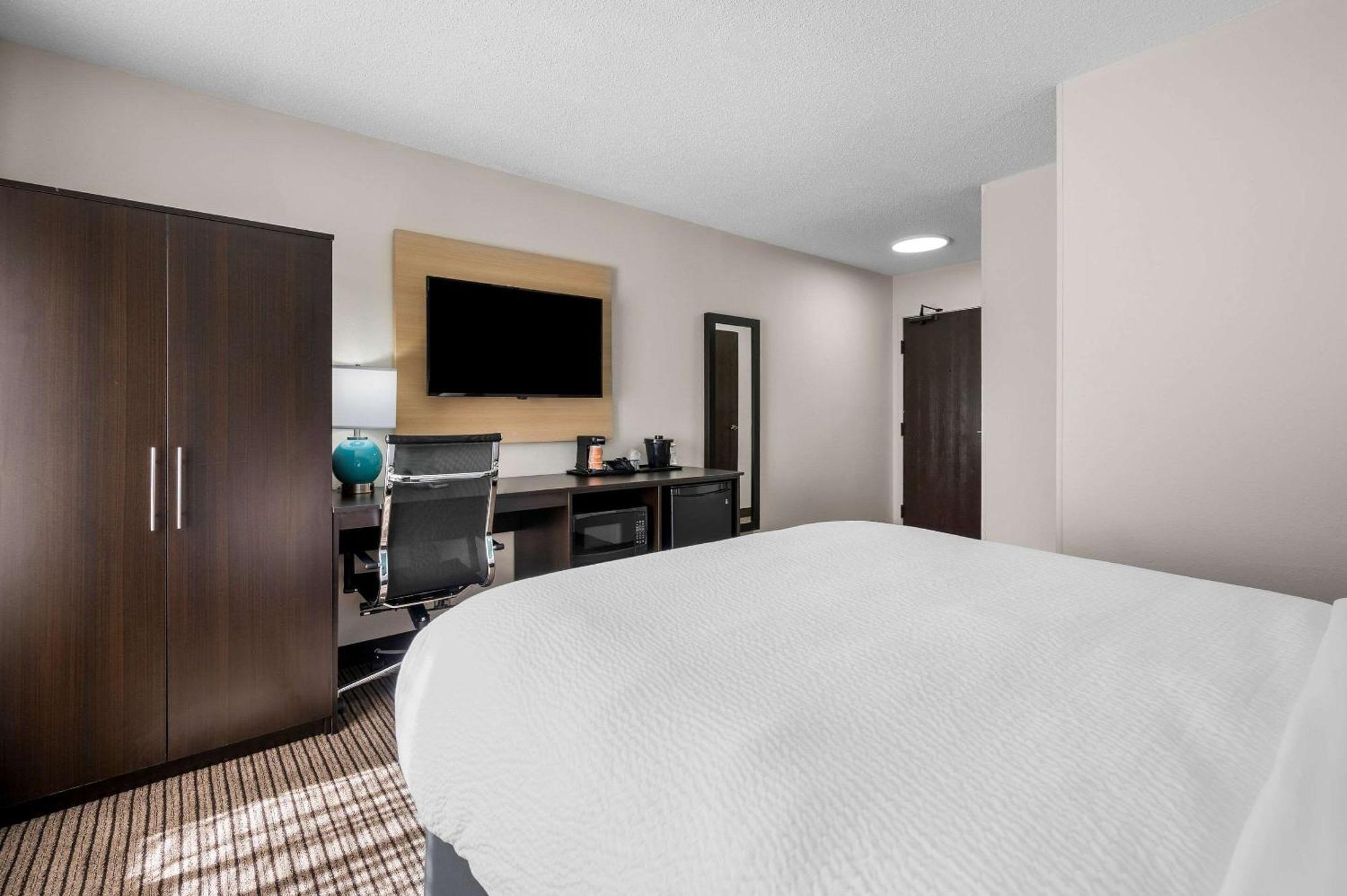 Hotel Sleep West 2*